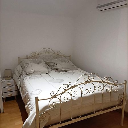 Le 7 Apartment Servian ภายนอก รูปภาพ