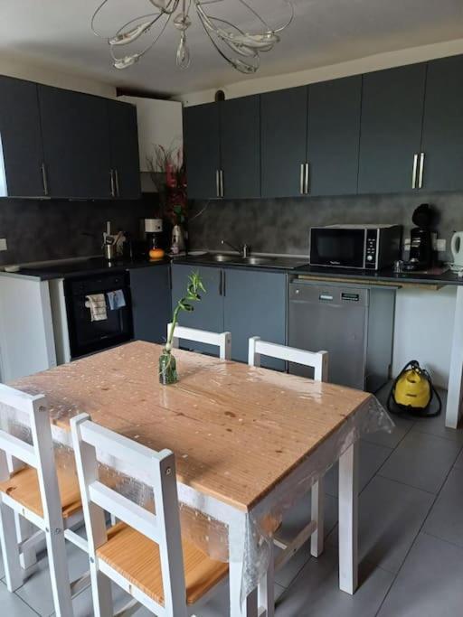 Le 7 Apartment Servian ภายนอก รูปภาพ