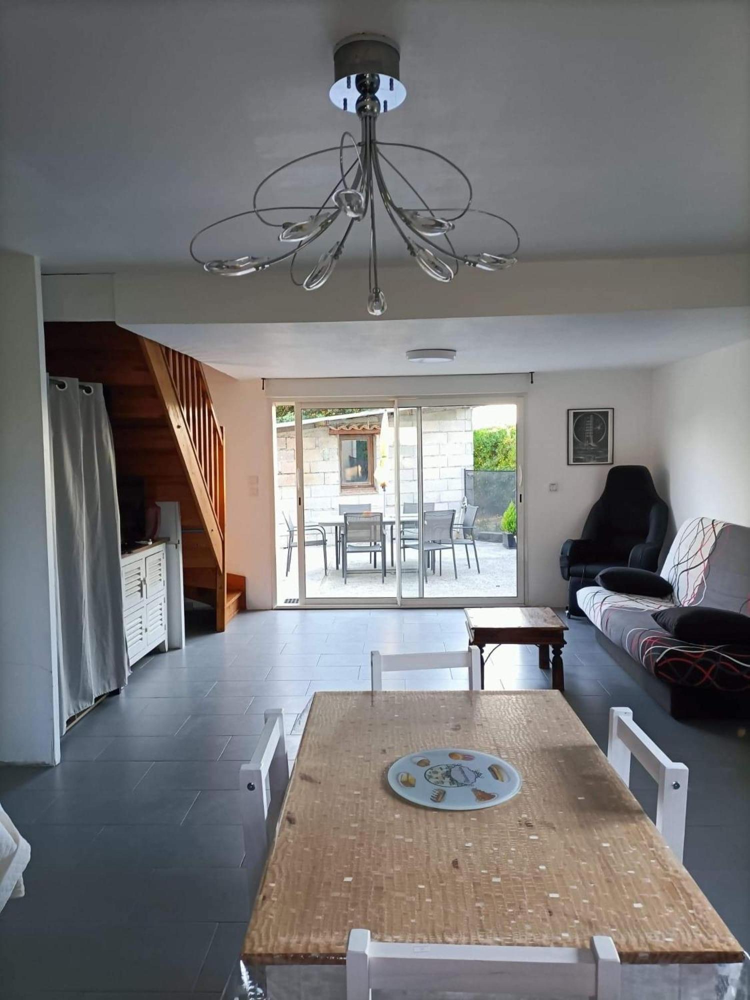 Le 7 Apartment Servian ภายนอก รูปภาพ